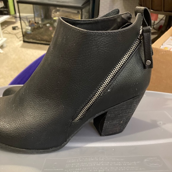 Black zipper ankle boots - Picture 4 of 6
